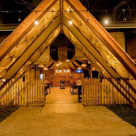 Tuk Tuk Boutique Hotel Negombo Eksteriør bilde
