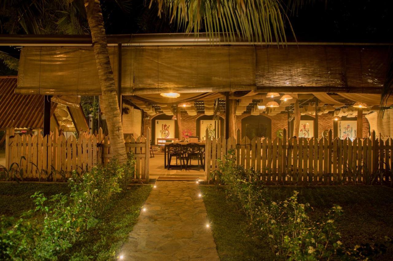 Tuk Tuk Boutique Hotel Negombo Eksteriør bilde
